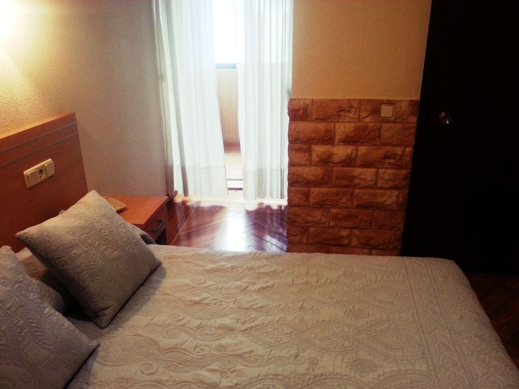 Avenida 2* Madryt