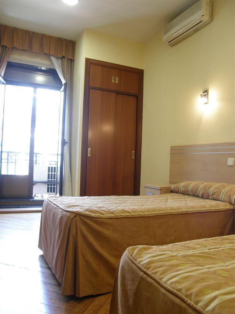 Avenida 2* Madryt